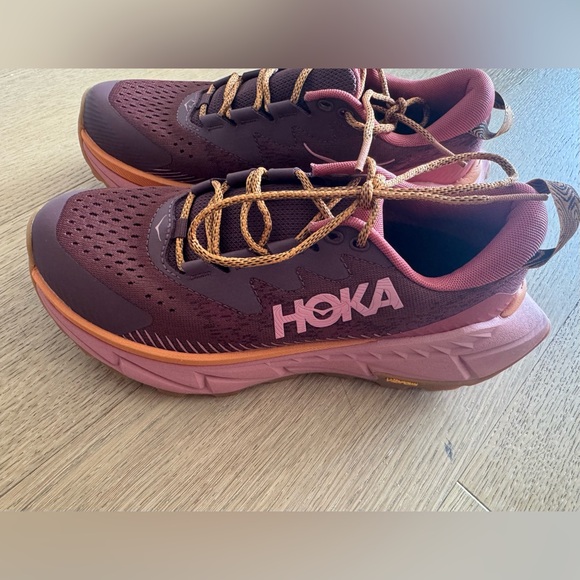 NEW HOKA ONE ONE Women’s Skyline Float X Hicking Trail Shoes Sneaker size 6 - Picture 1 of 2